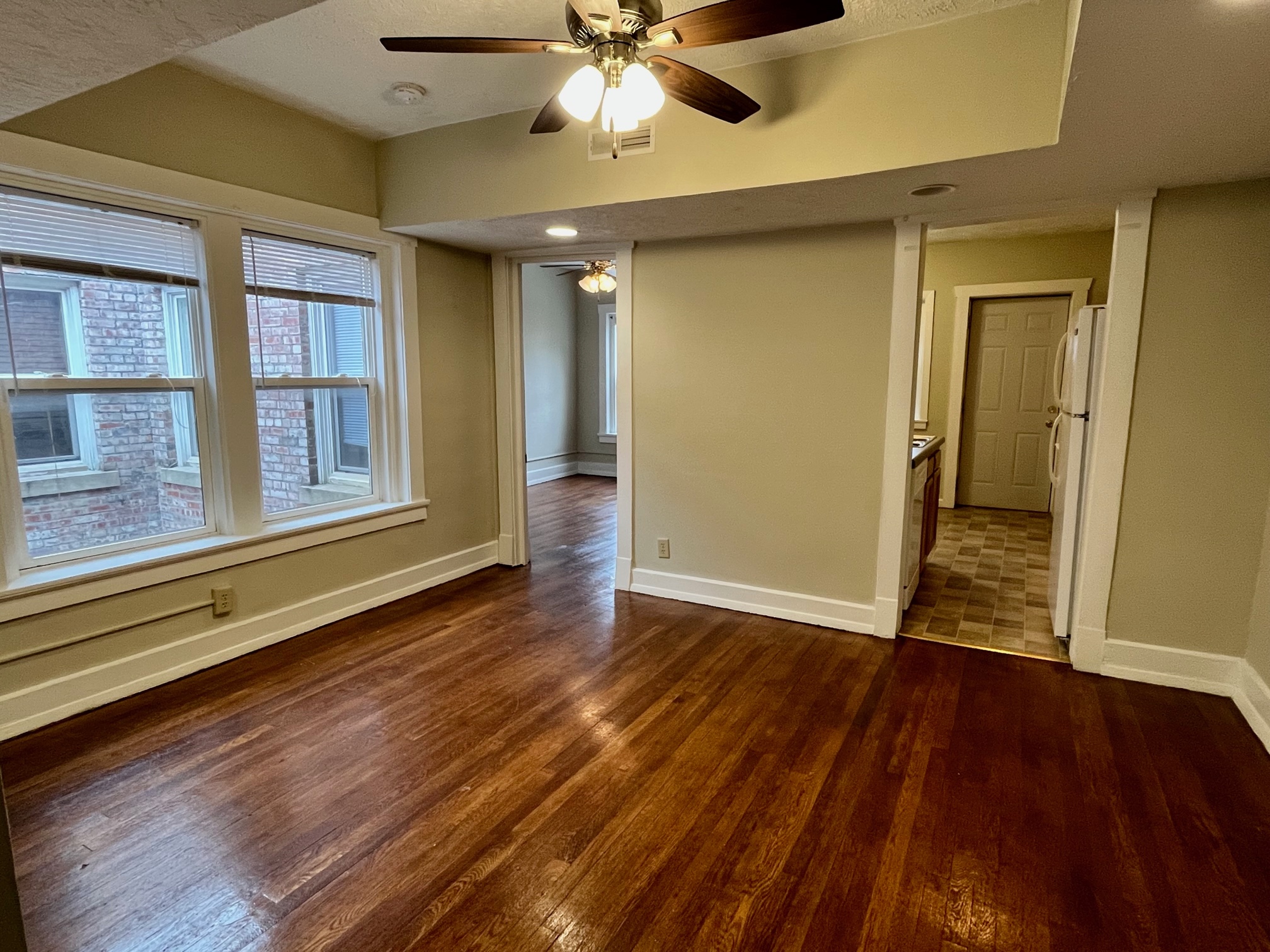 1008 S 2nd Street, 12